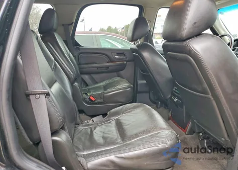 2011 Cadillac Escalade Premium z USA, uszkodzony, nr VIN 1GYS4CEF2BR117504